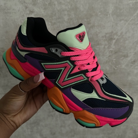 New Balance 9060 - Picture 1 of 2